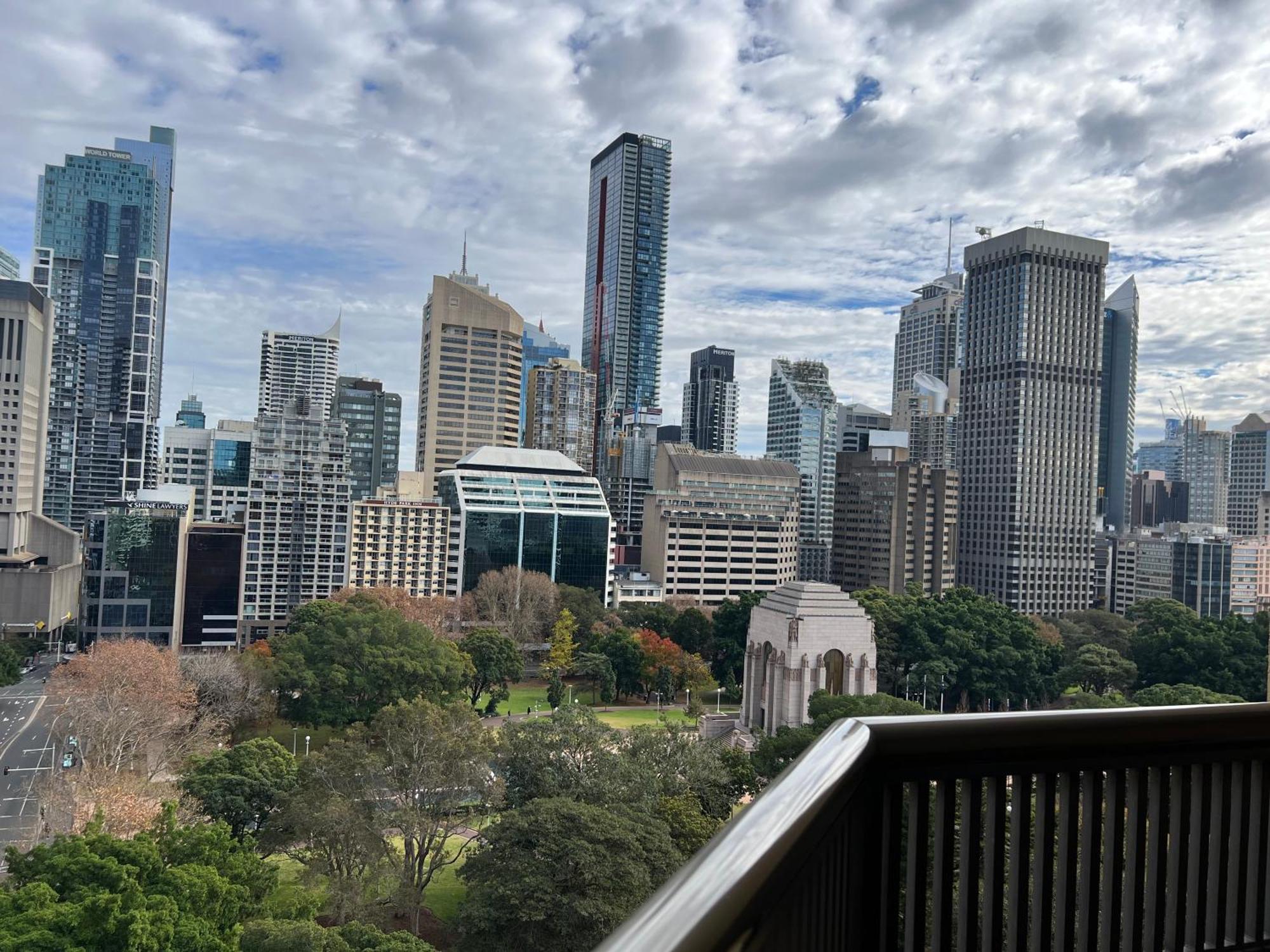 Sydney Hyde Park Private Apartments By Paxsafe Exteriör bild