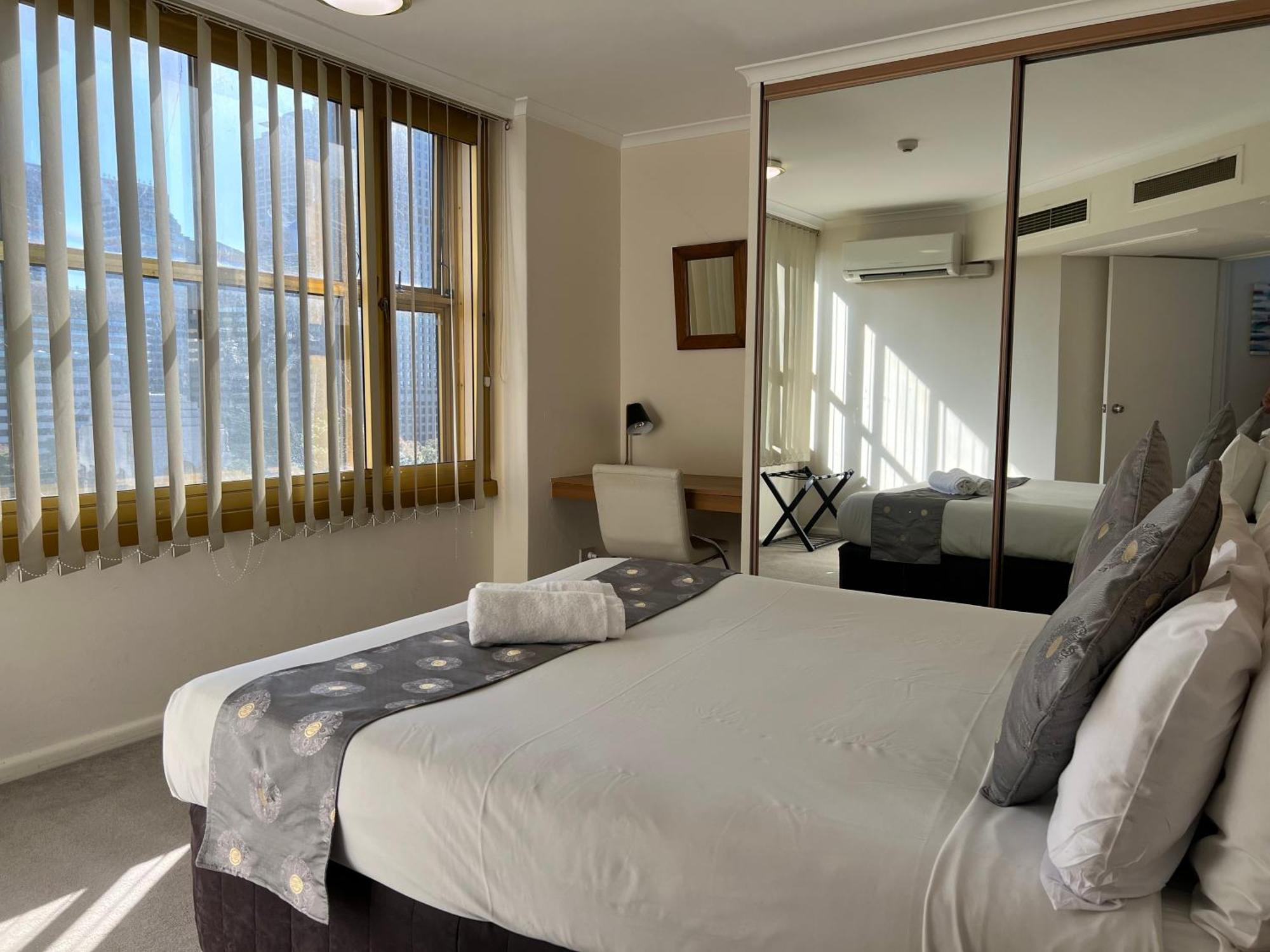 Sydney Hyde Park Private Apartments By Paxsafe Exteriör bild