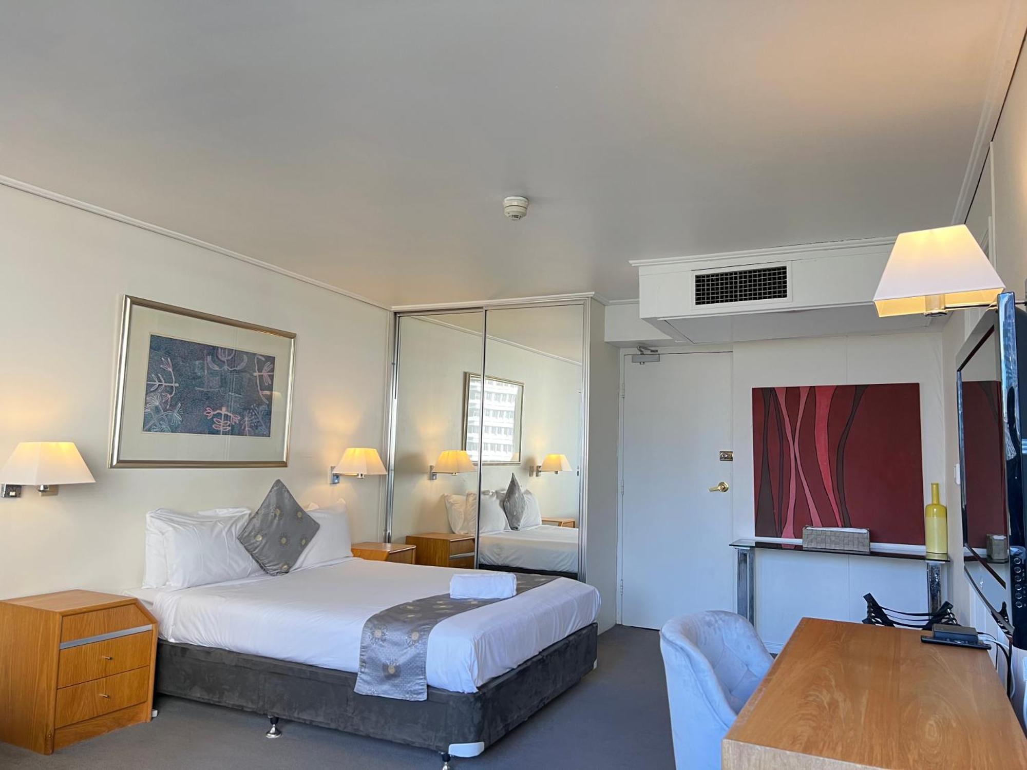 Sydney Hyde Park Private Apartments By Paxsafe Exteriör bild
